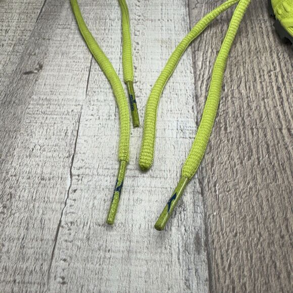 Mizuno Wave Precision 13 Women's Size 9 Running Shoes Athletic Sneakers Pink - Picture 12 of 13